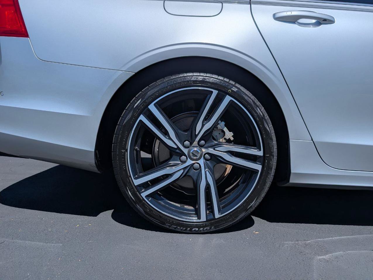Used 2019 Volvo V90 T6 R-Design w/ Advanced Package AWD/4WD image 27