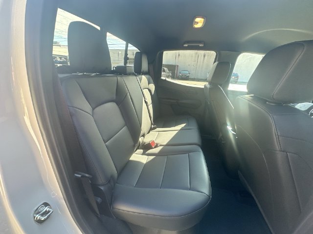 Used 2026 Chevrolet Colorado Trail Boss AWD/4WD image 38