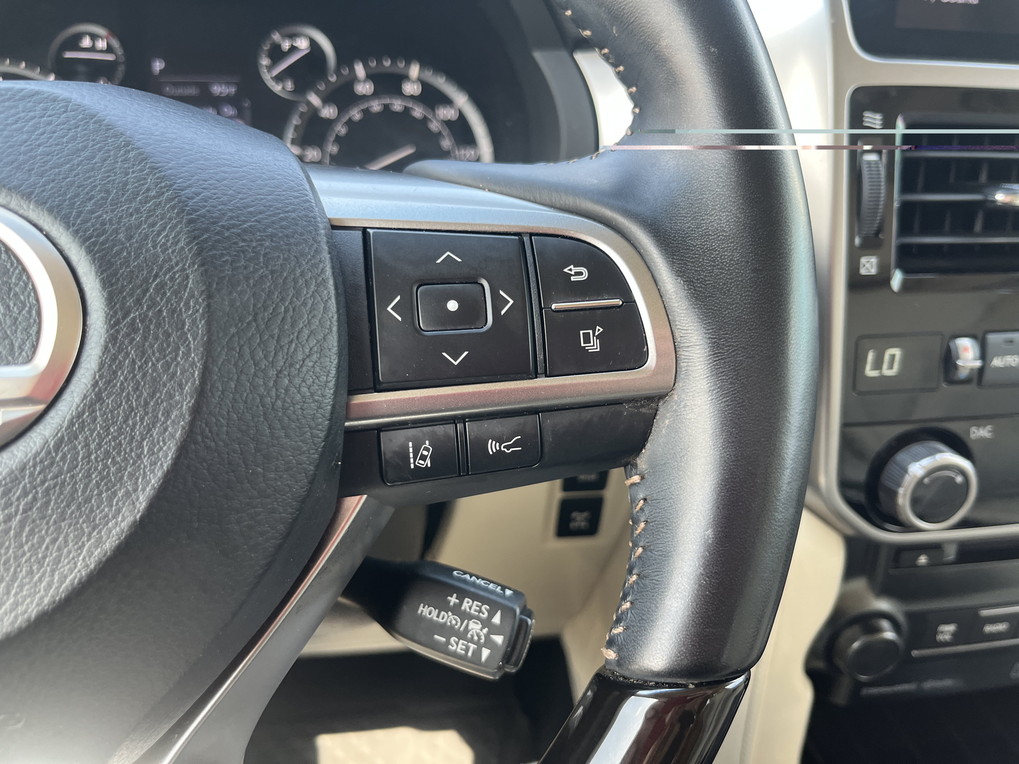 Used 2023 Lexus GX 460 Premium w/ Premium Plus Package AWD/4WD image 21