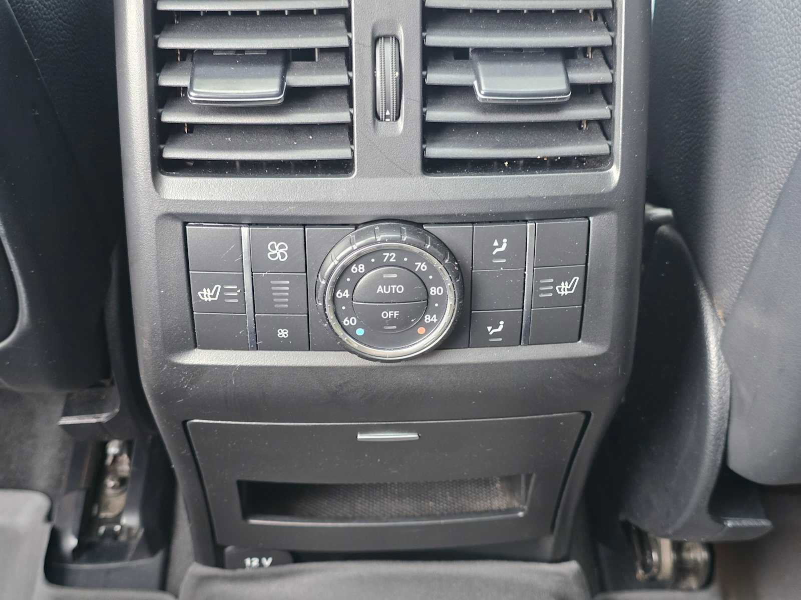 Used 2015 Mercedes-Benz GL 450 4MATIC image 18