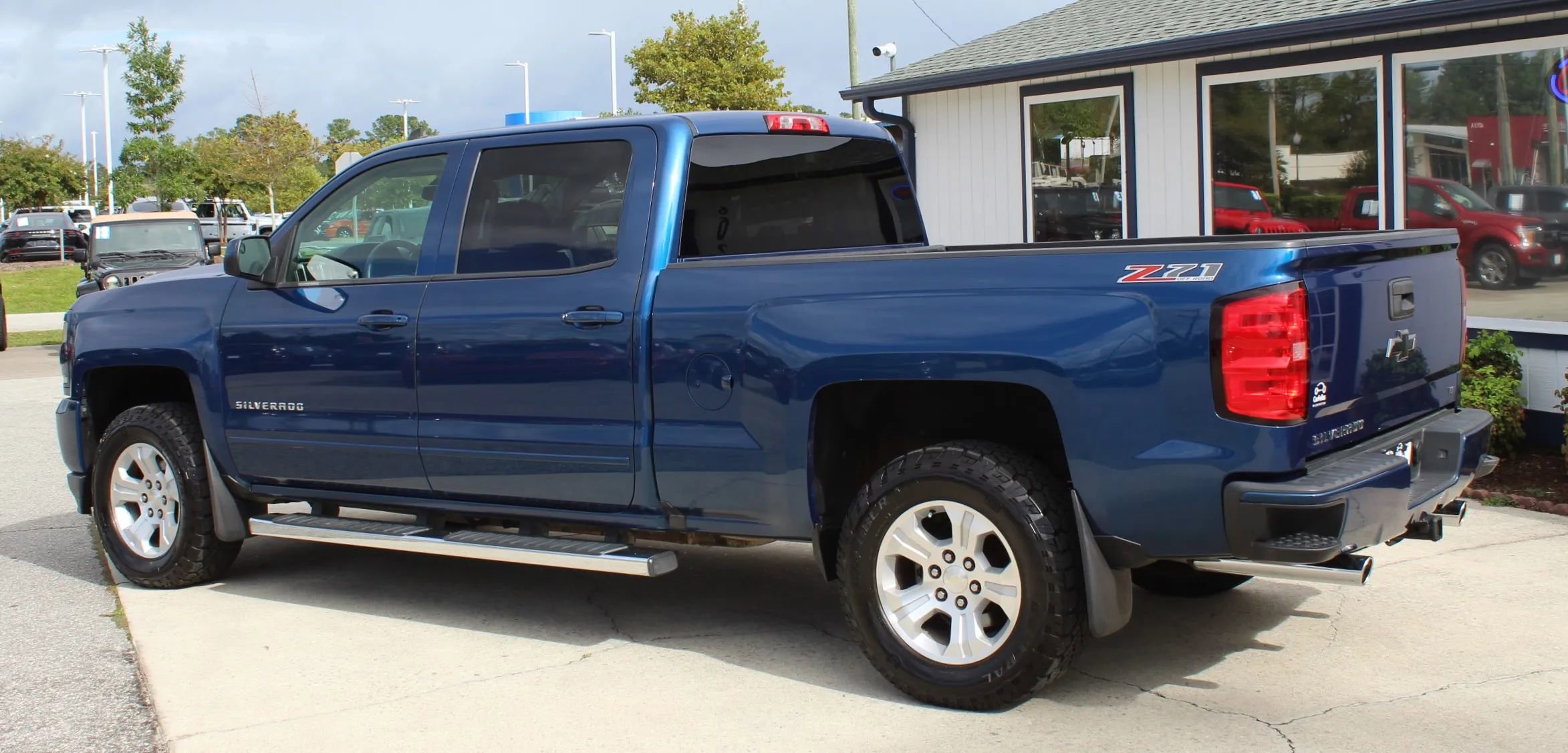 Used 2016 Chevrolet Silverado 1500 LT w/ All Star Edition image 3
