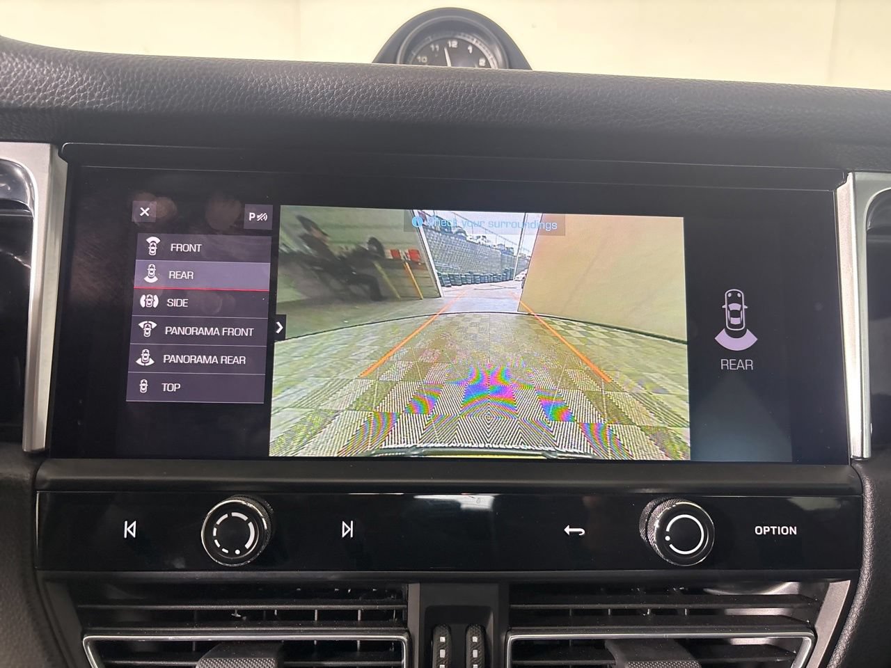 Used 2022 Porsche Macan AWD/4WD image 19