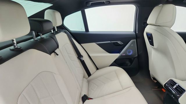 Used 2024 BMW 530i image 25