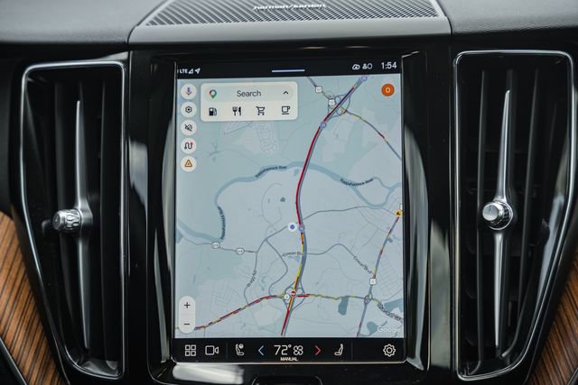 Used 2024 Volvo XC60 B5 Plus w/ Protection Package Premier AWD/4WD image 23