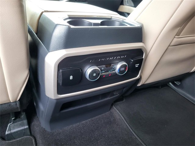 Used 2022 Ford Expedition Limited image 15
