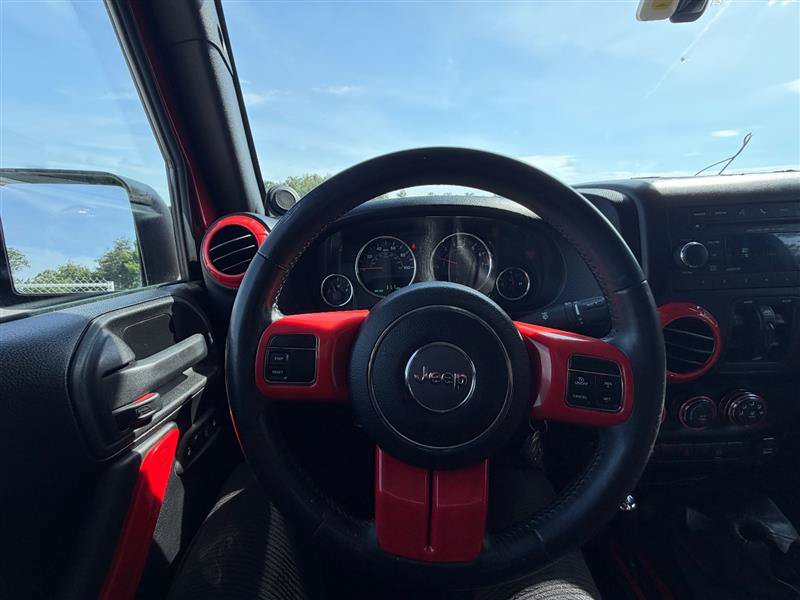 Used 2012 Jeep Wrangler Unlimited Sahara AWD/4WD image 20