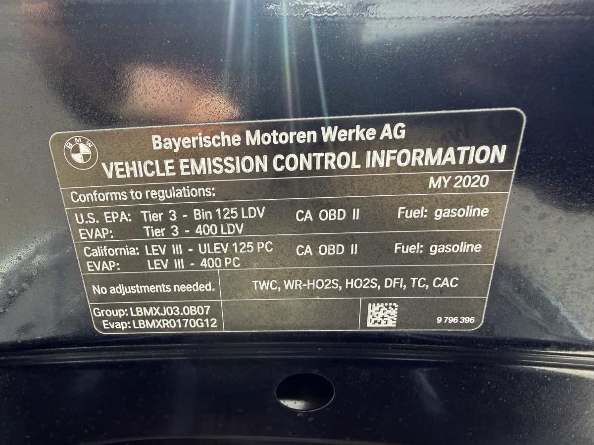 Used 2020 BMW 740i w/ M Sport Package RWD image 33