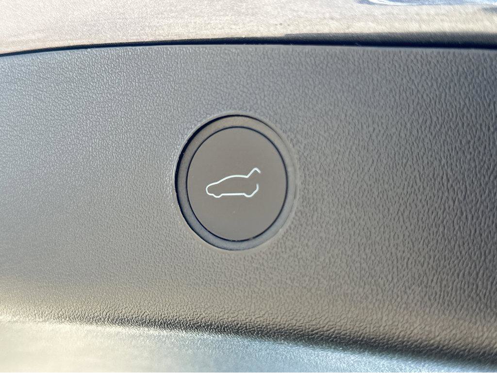 Used 2023 Tesla Model 3 Standard Range RWD image 34