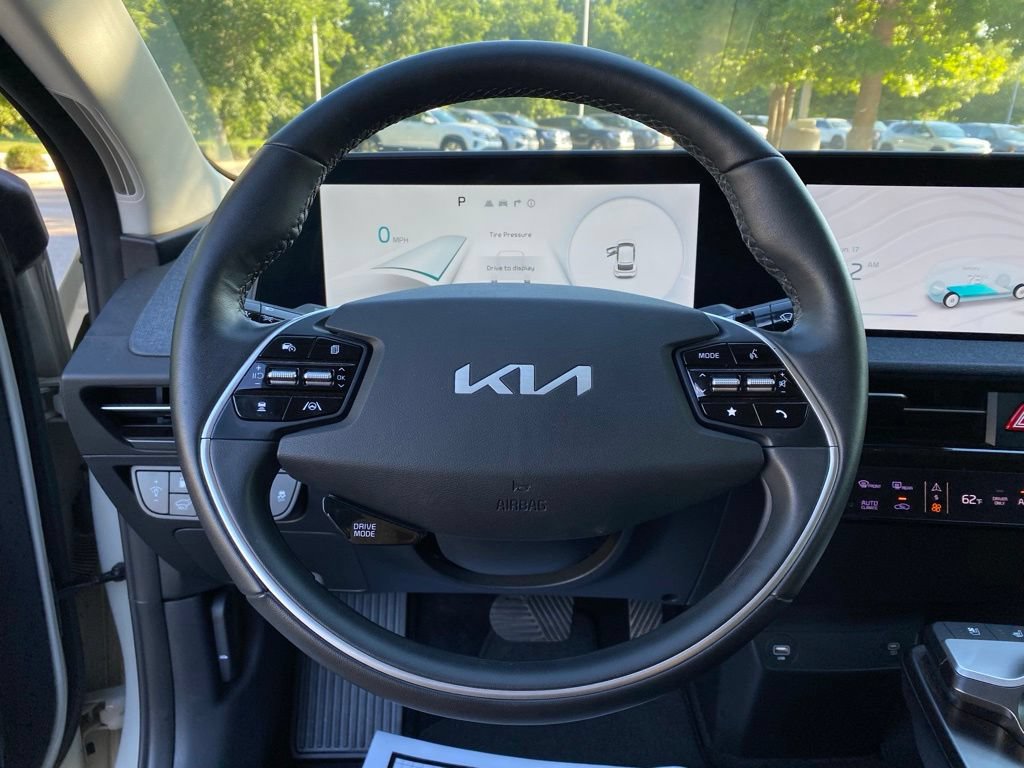Used 2023 Kia EV6 Wind w/ Wind Technology Package AWD/4WD image 13
