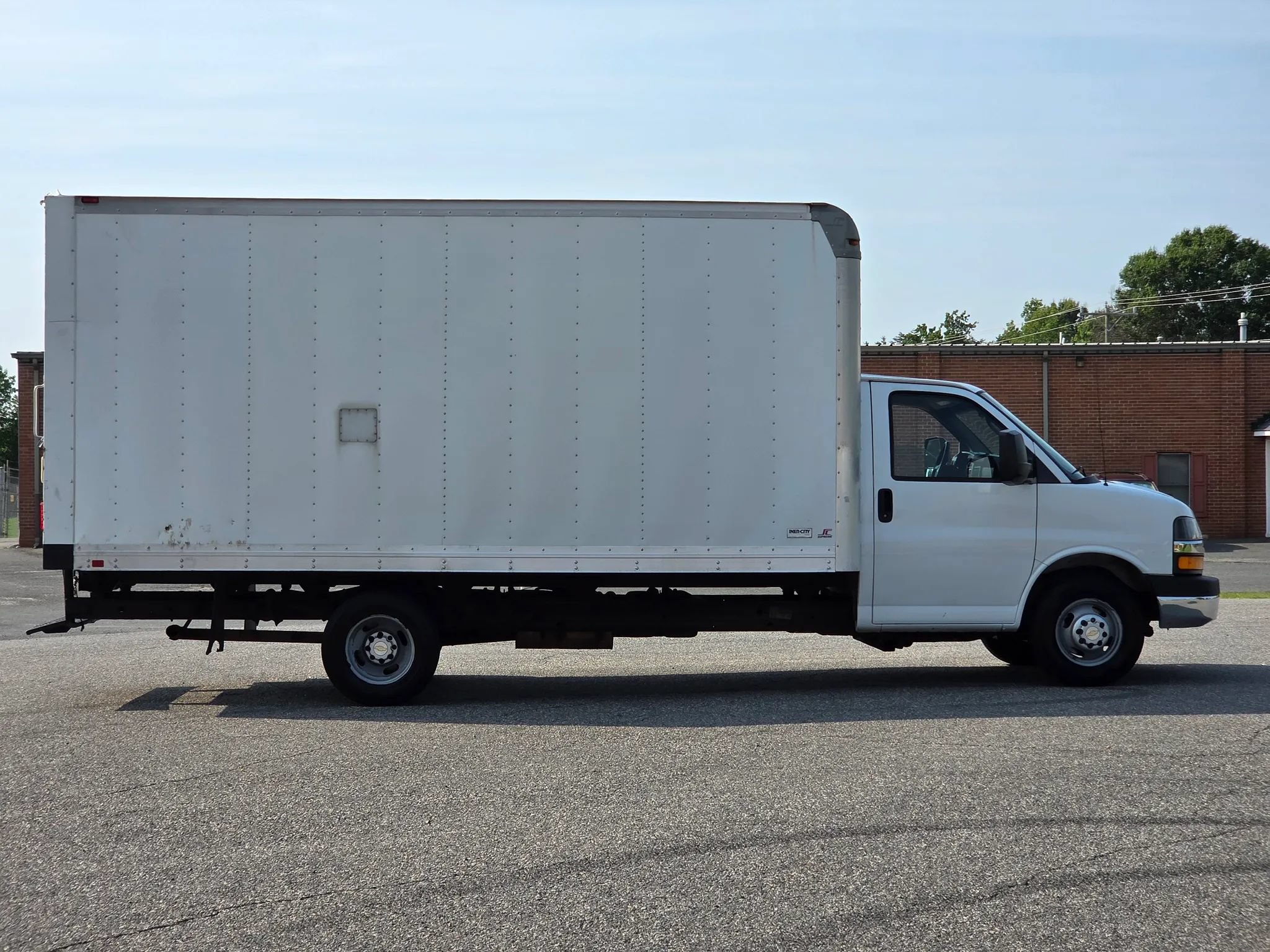 Used 2014 Chevrolet Express 3500 Extended RWD image 20
