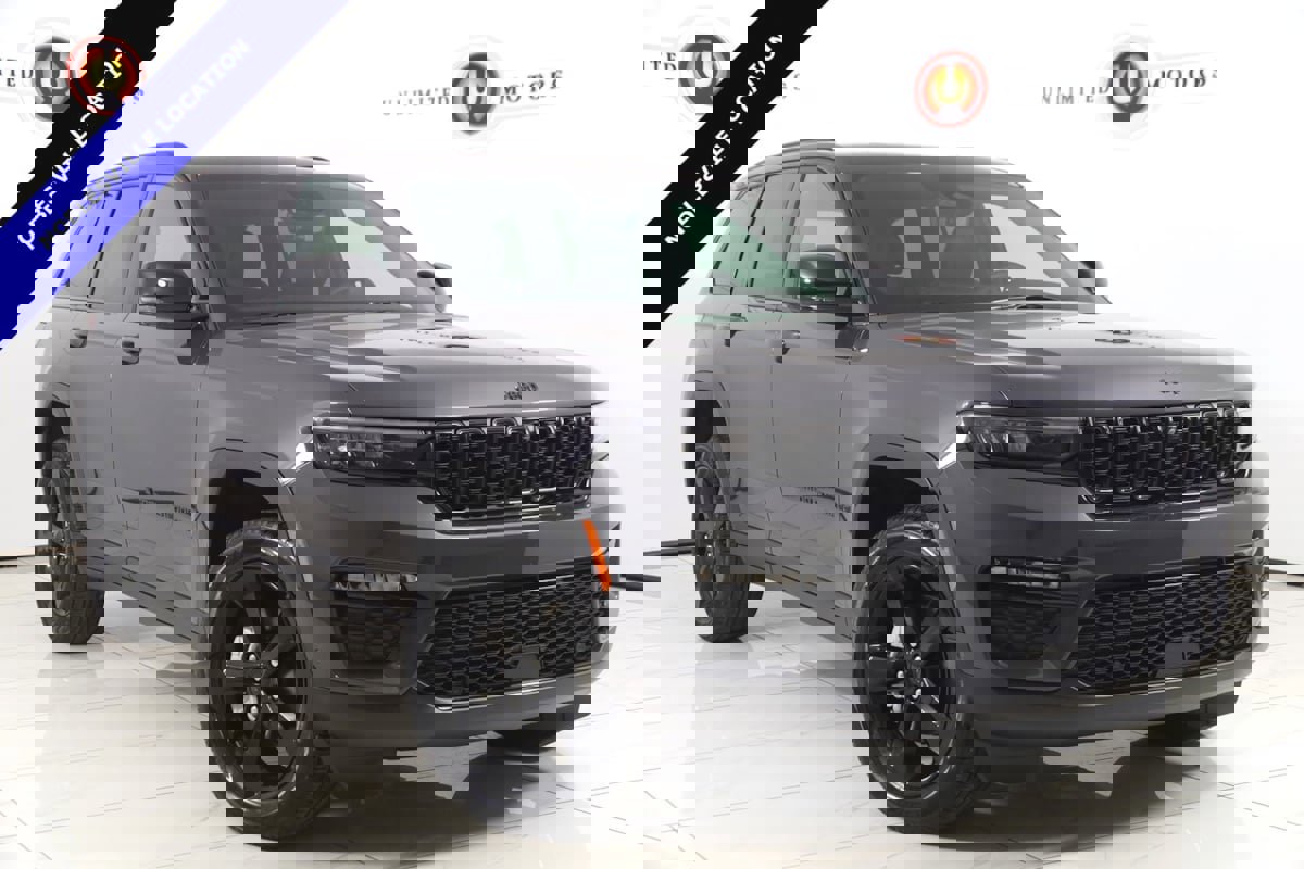 Used 2024 Jeep Grand Cherokee Limited w/ Luxury Tech Group II image 1