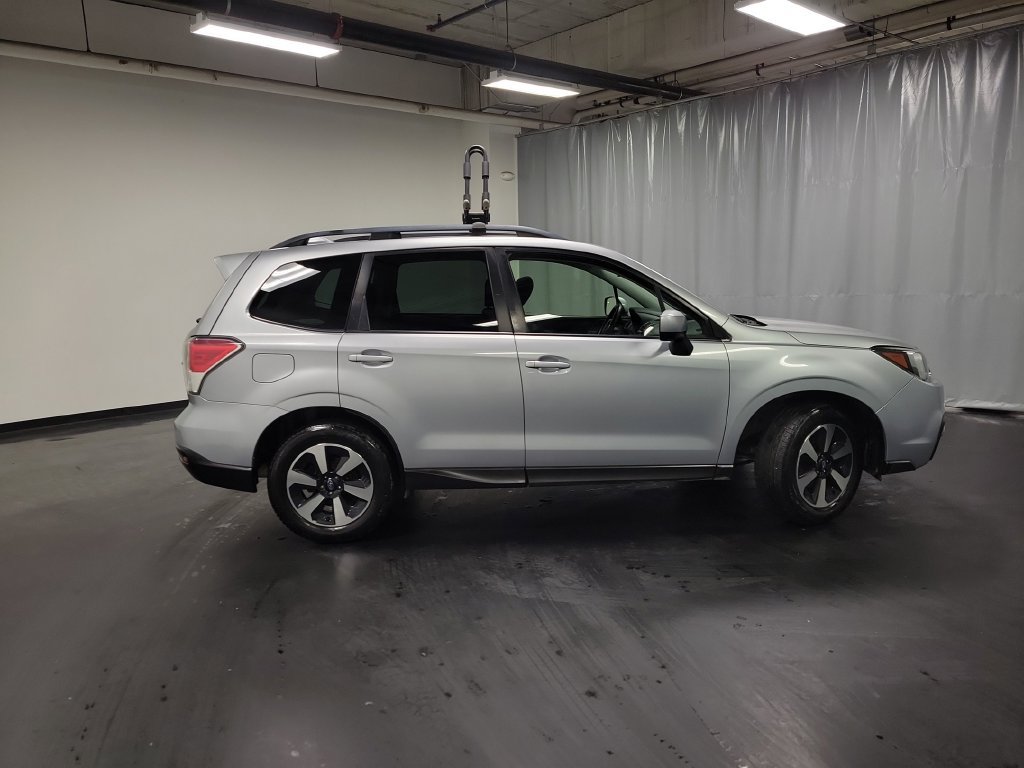 Used 2018 Subaru Forester 2.5i Premium w/ Popular Package #2A AWD/4WD image 10