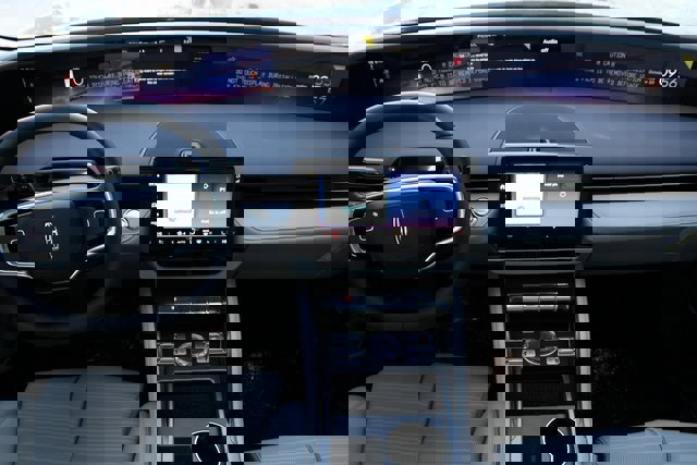 New 2026 Lincoln Nautilus Reserve image 42