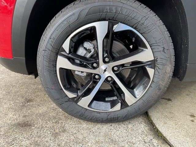 New 2026 Chevrolet Trax RS w/ Driver Confidence Package FWD image 11