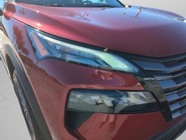 New 2026 Nissan Rogue S image 11