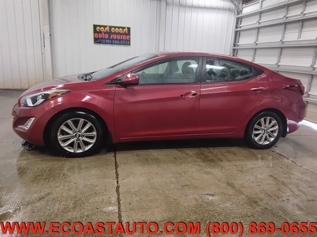 Used 2015 Hyundai Elantra SE w/ Option Group 02 FWD image 5