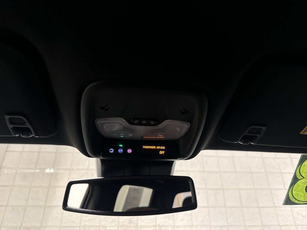 Used 2023 GMC Canyon AT4 w/ AT4 Premium Package image 31