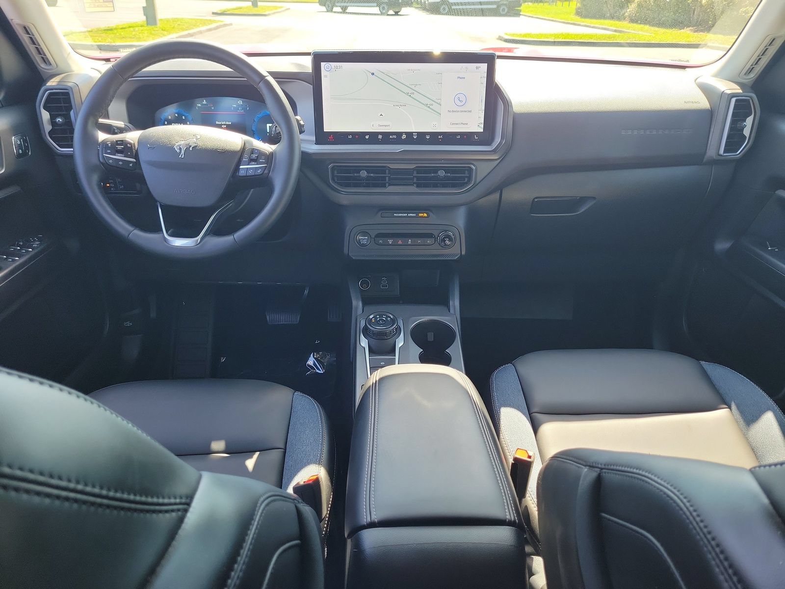 Certified 2025 Ford Bronco Sport Outer Banks w/ Outer Banks Tech Package+ AWD/4WD image 13