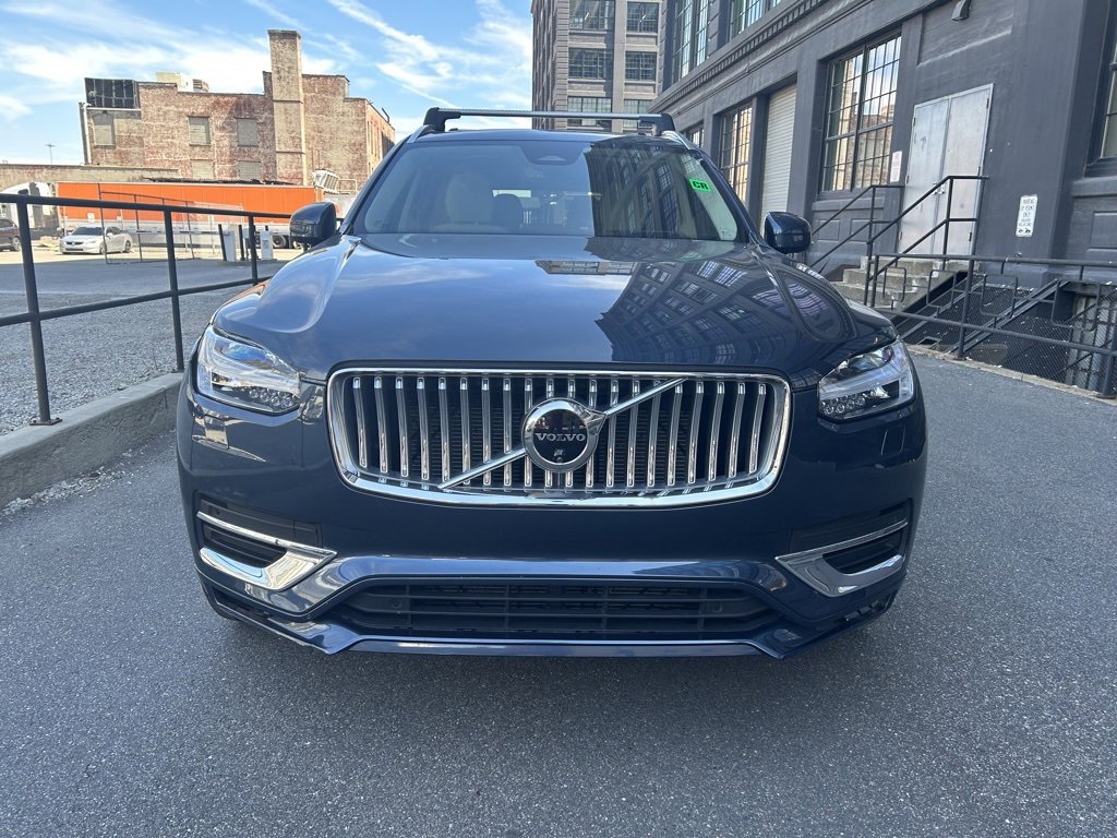 Used 2024 Volvo XC90 B6 Ultimate w/ Lounge Package