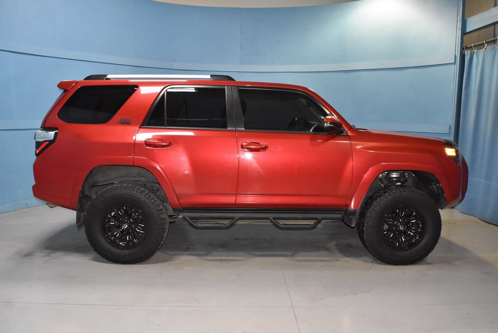 Used 2019 Toyota 4Runner SR5 Premium AWD/4WD image 26