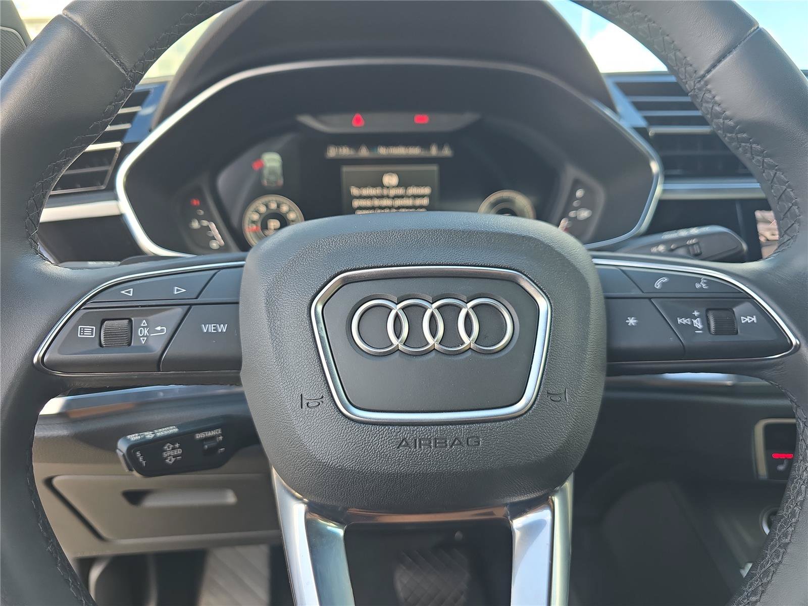 Used 2023 Audi Q3 2.0T Premium Plus w/ Premium Plus Package AWD/4WD image 23