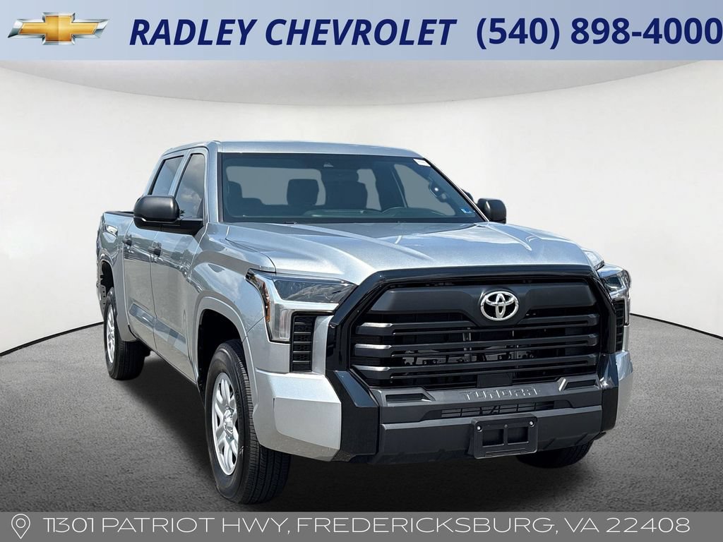 Used 2025 Toyota Tundra SR AWD/4WD image 22