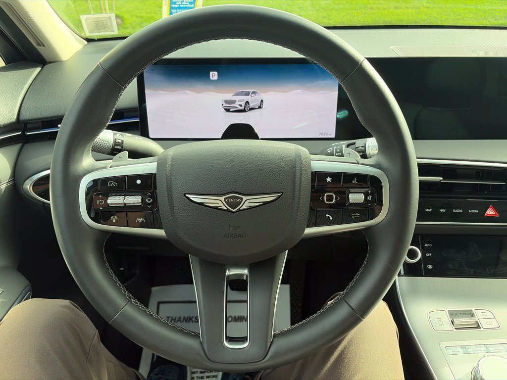 Certified 2026 Genesis GV70 2.5T Select AWD/4WD image 5