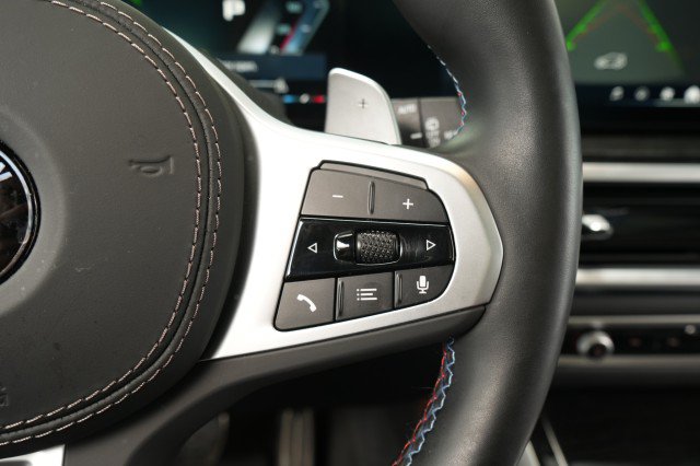 Used 2025 BMW X5 M60i AWD/4WD image 35