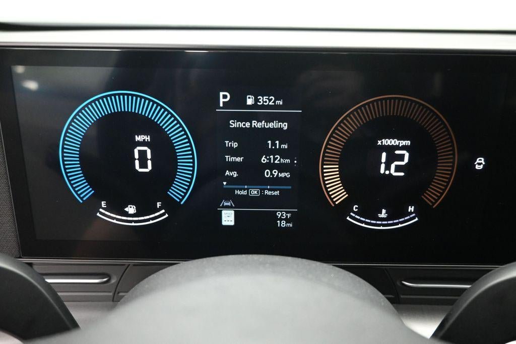 New 2027 Hyundai Kona SE FWD image 12