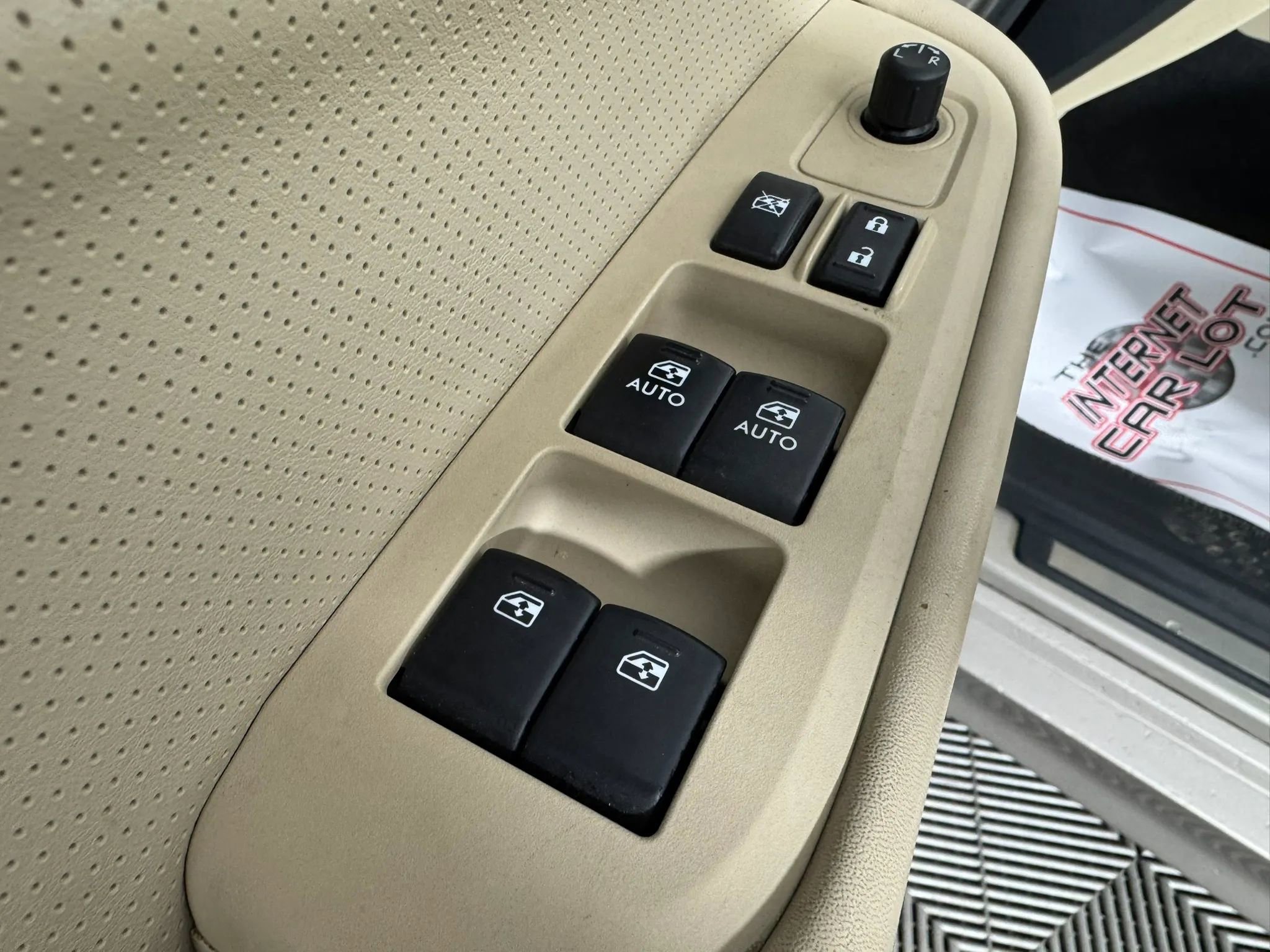 Used 2015 Subaru Legacy 2.5i Limited image 37