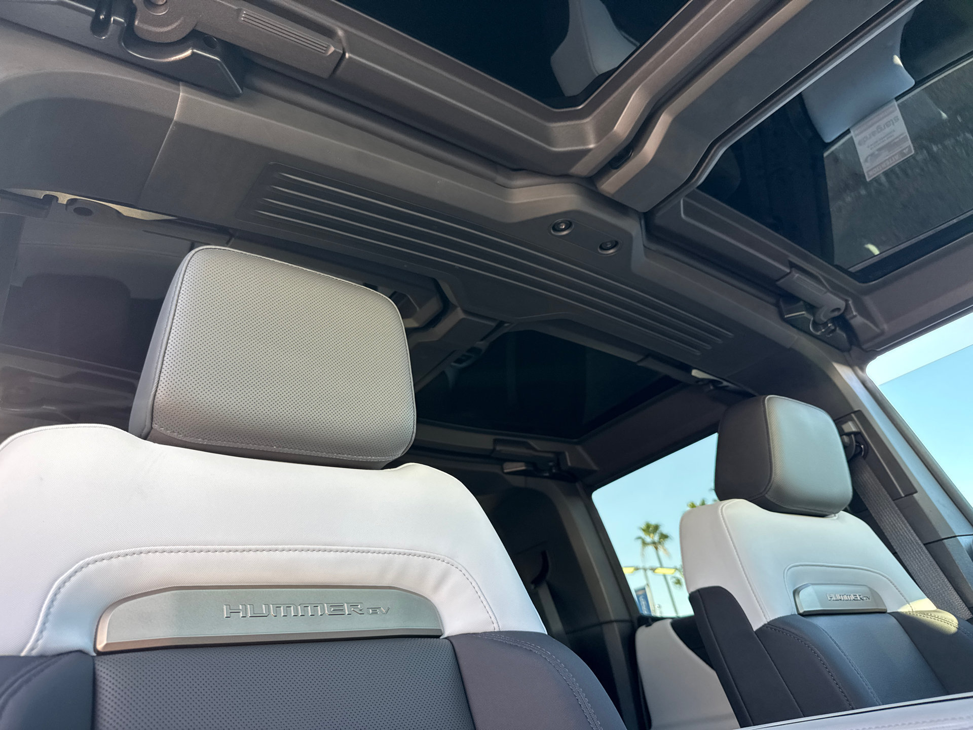 Used 2024 GMC Hummer EV 3X w/ LPO, Sport Package AWD/4WD image 13
