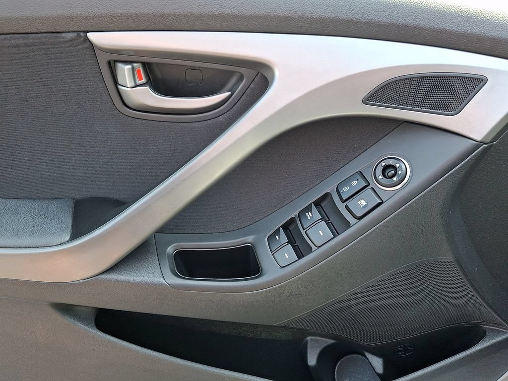 Used 2016 Hyundai Elantra Value Edition FWD image 14