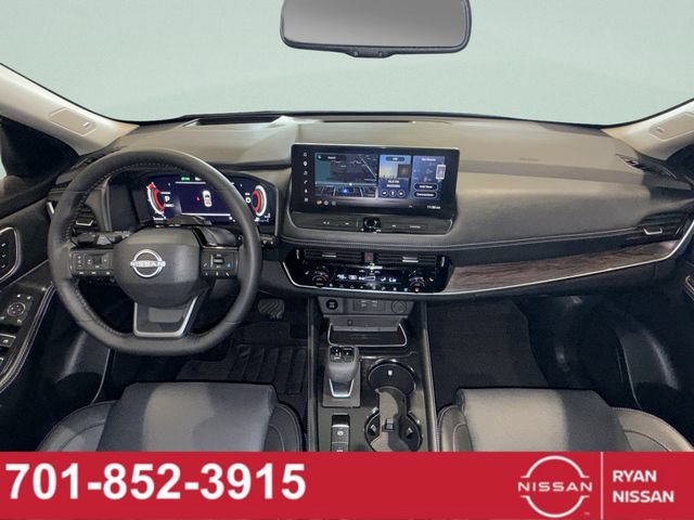 Certified 2025 Nissan Rogue Platinum w/ Tech Package AWD/4WD image 10