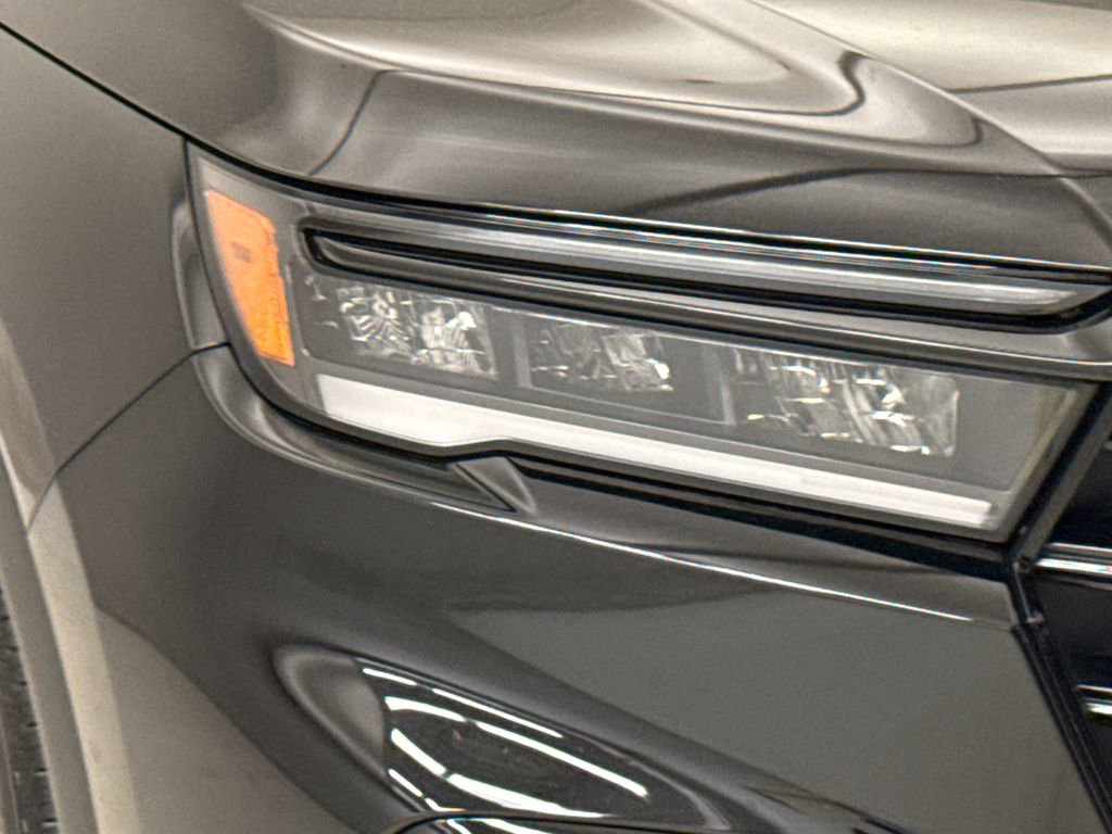 Certified 2025 Honda Pilot Black Edition image 5