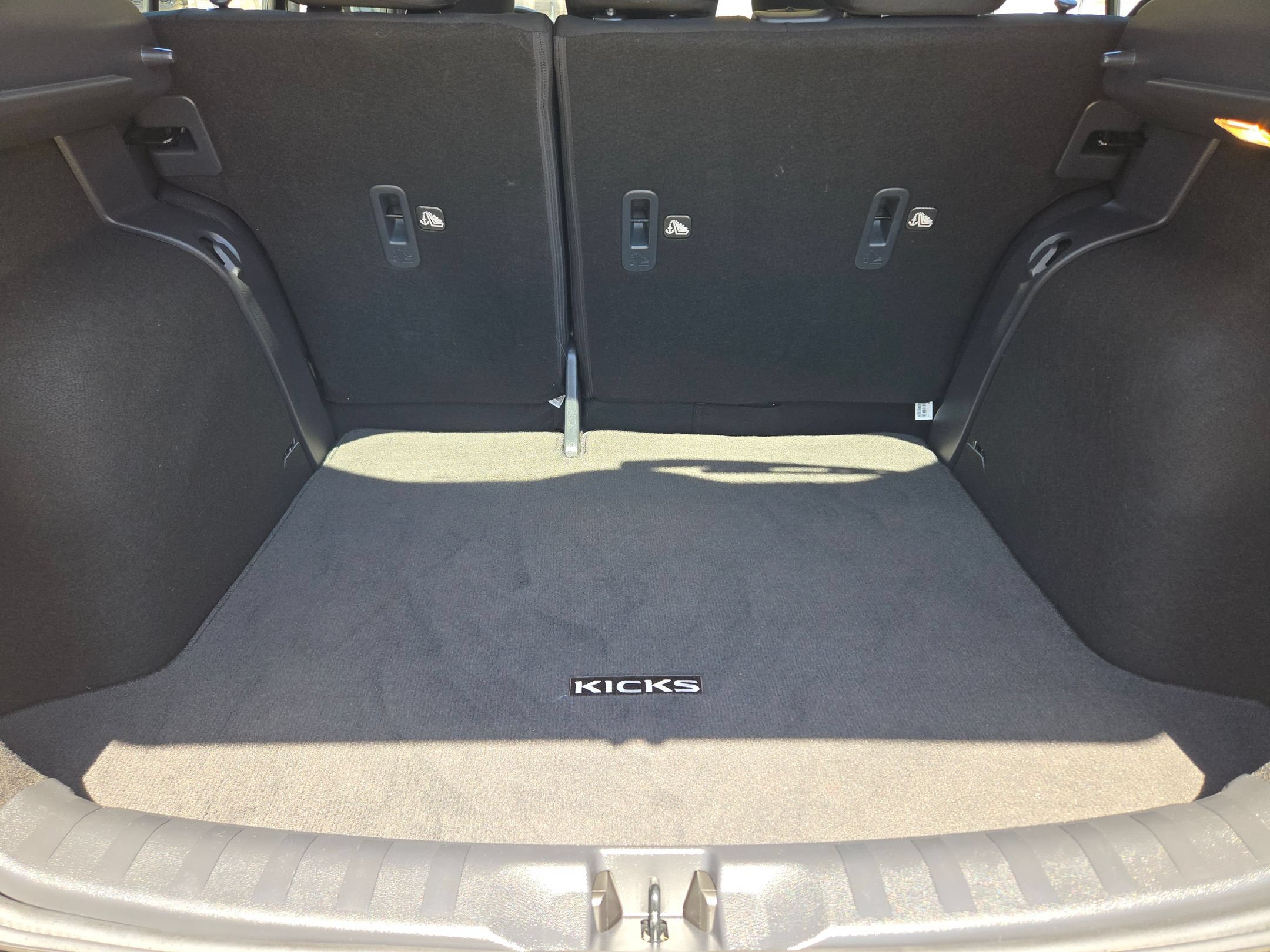Certified 2024 Nissan Kicks S FWD image 23