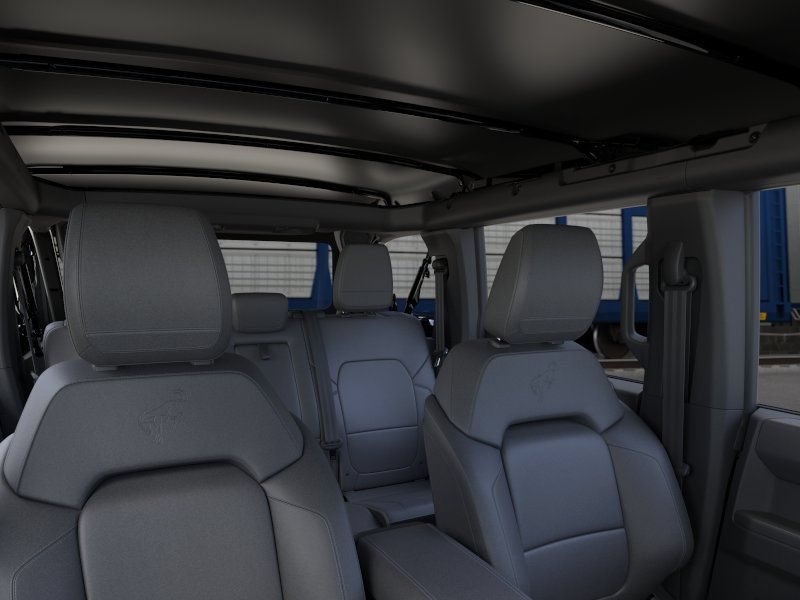New 2026 Ford Bronco Badlands w/ Sasquatch Package AWD/4WD image 6