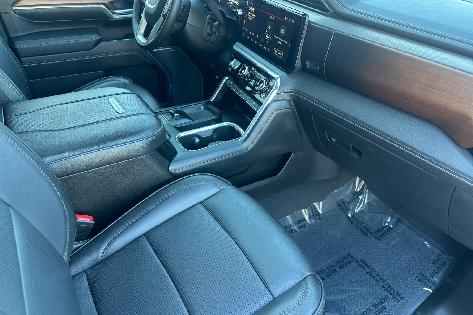 Used 2024 GMC Sierra 2500 Denali w/ Denali Reserve Package AWD/4WD image 19