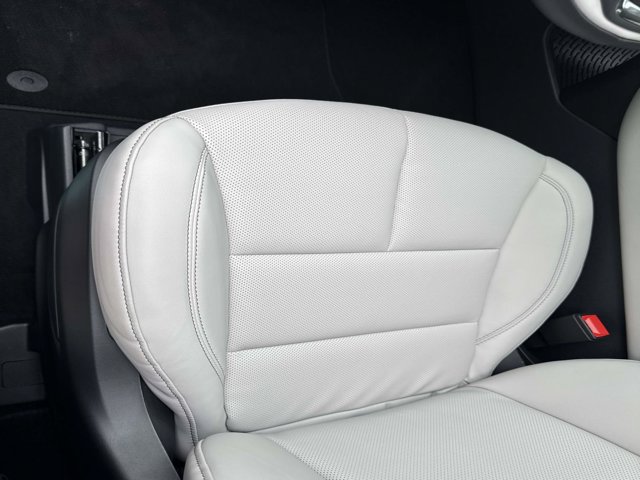 New 2026 Lincoln Aviator 2WD w/ Jet Appearance Package image 12