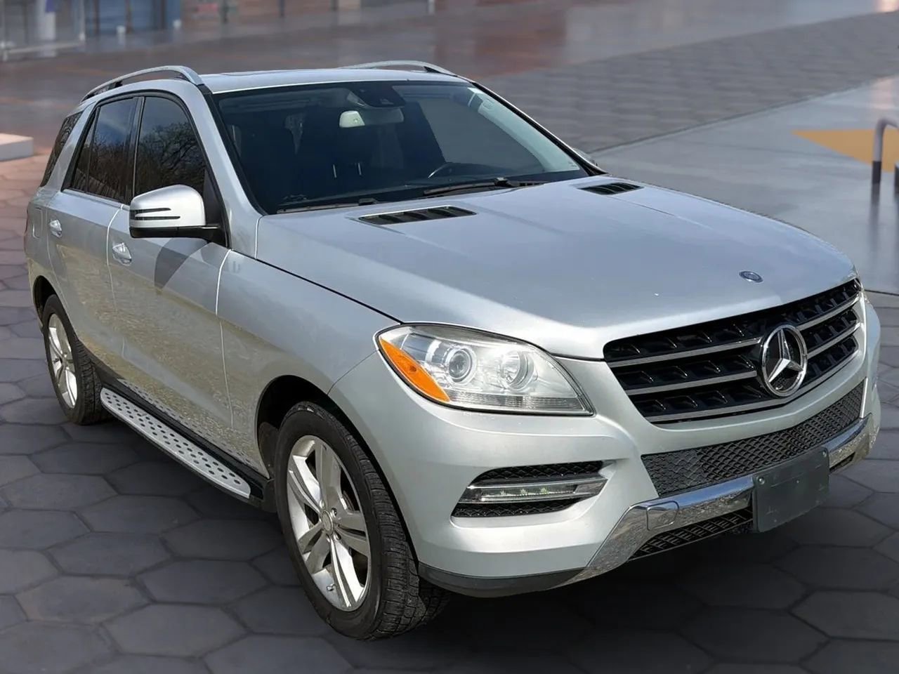 Used 2014 Mercedes-Benz ML 350 ML 350 4MATIC Sport Utility 4D w/ Premium 1 Package image 21