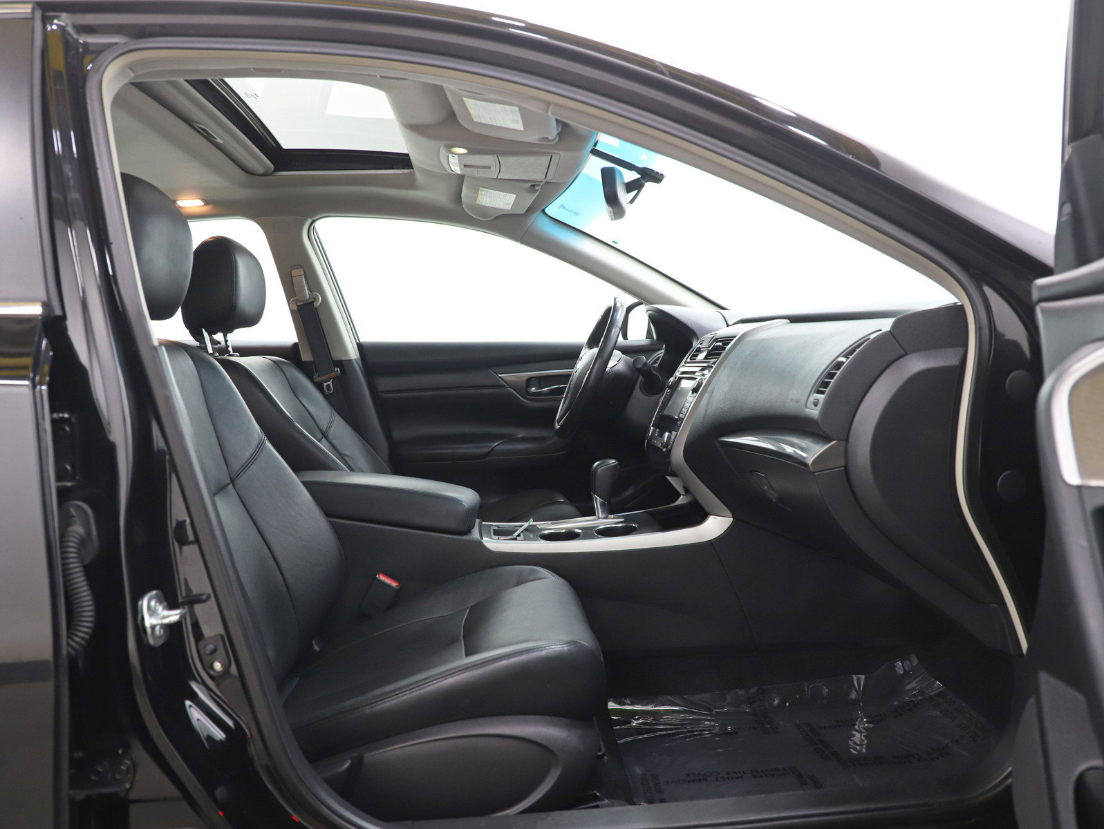 Used 2013 Nissan Altima 2.5 SL w/ Technology Pkg image 11