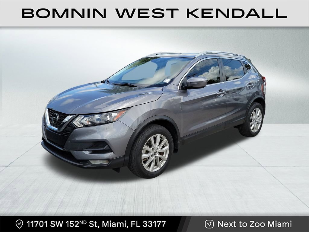 Used 2022 Nissan Rogue Sport SV image 2