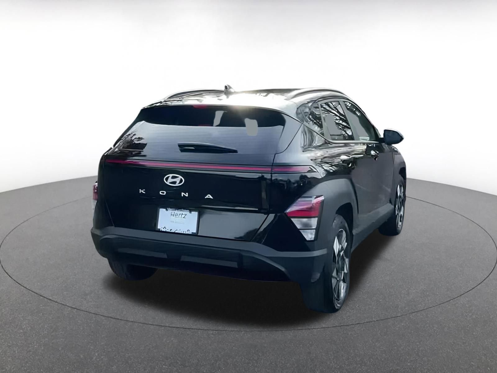 Used 2025 Hyundai Kona SEL image 10