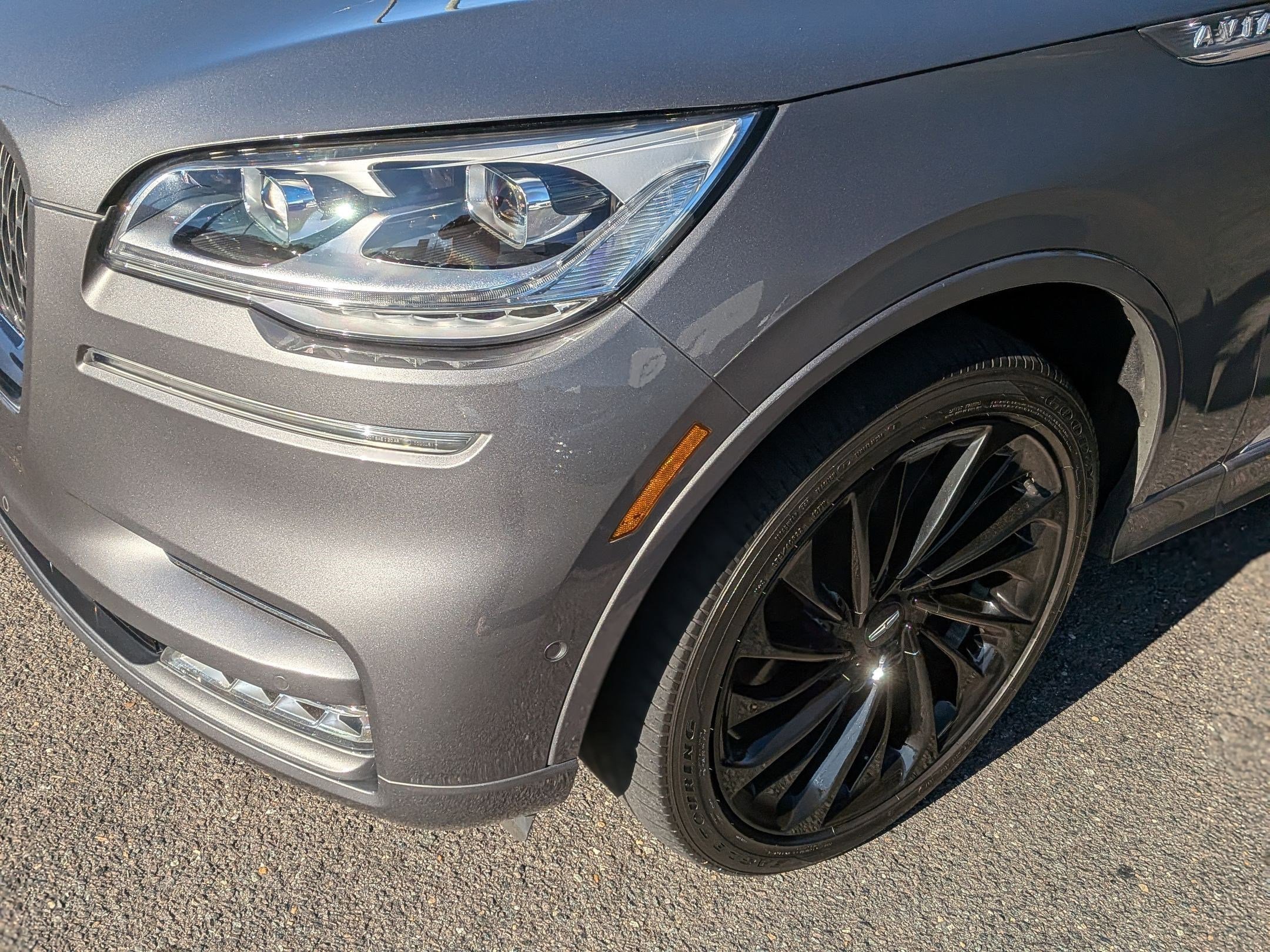 Used 2021 Lincoln Aviator Reserve w/ Equipment Group 208A image 9