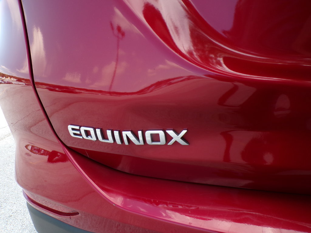 Used 2023 Chevrolet Equinox LT FWD image 17
