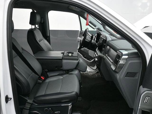 Used 2021 Ford F150 Lariat w/ Equipment Group 501A Mid image 9