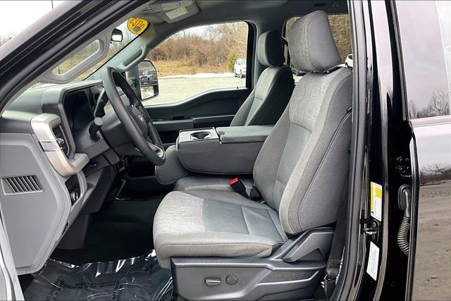 Used 2025 Ford F250 XLT image 25