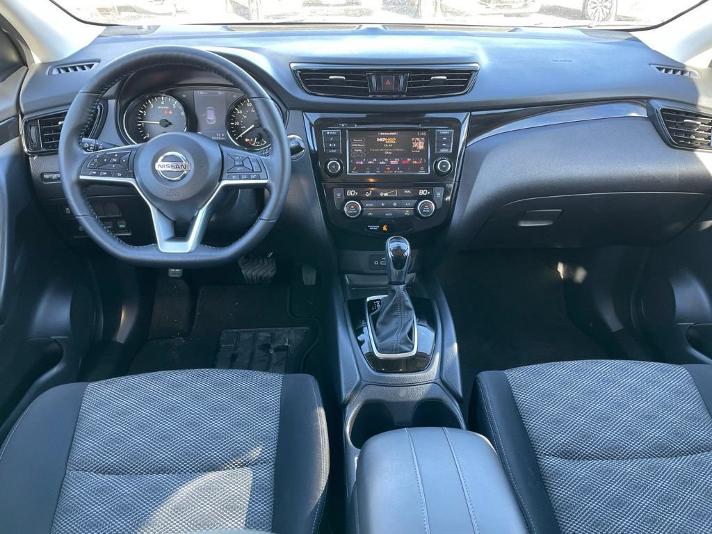Certified 2021 Nissan Rogue Sport SV AWD/4WD image 9