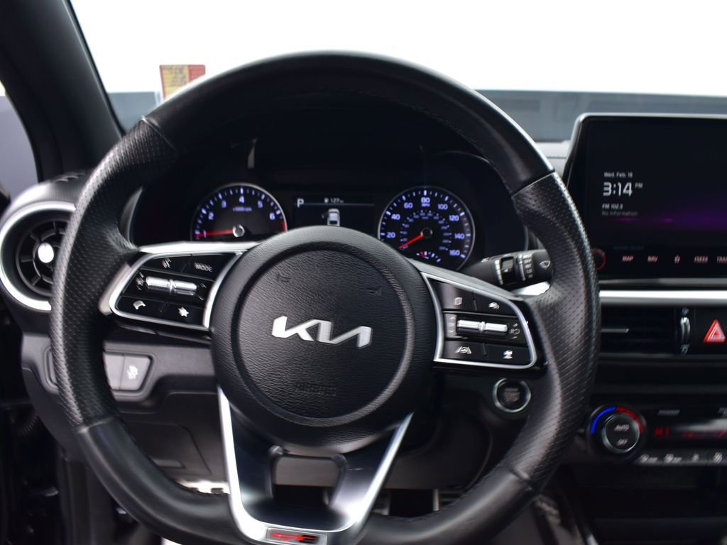 Used 2024 Kia Forte GT-Line w/ GT-Line Premium Package image 15