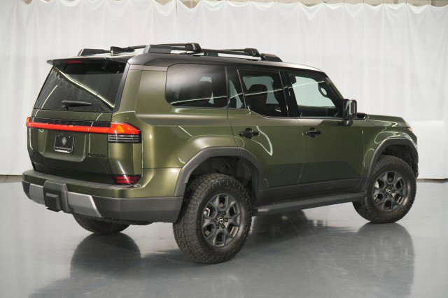 Used 2026 Lexus GX 550 Overtrail+ image 17