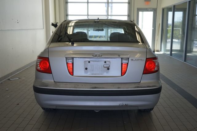 Used 2005 Hyundai Elantra GLS FWD image 12